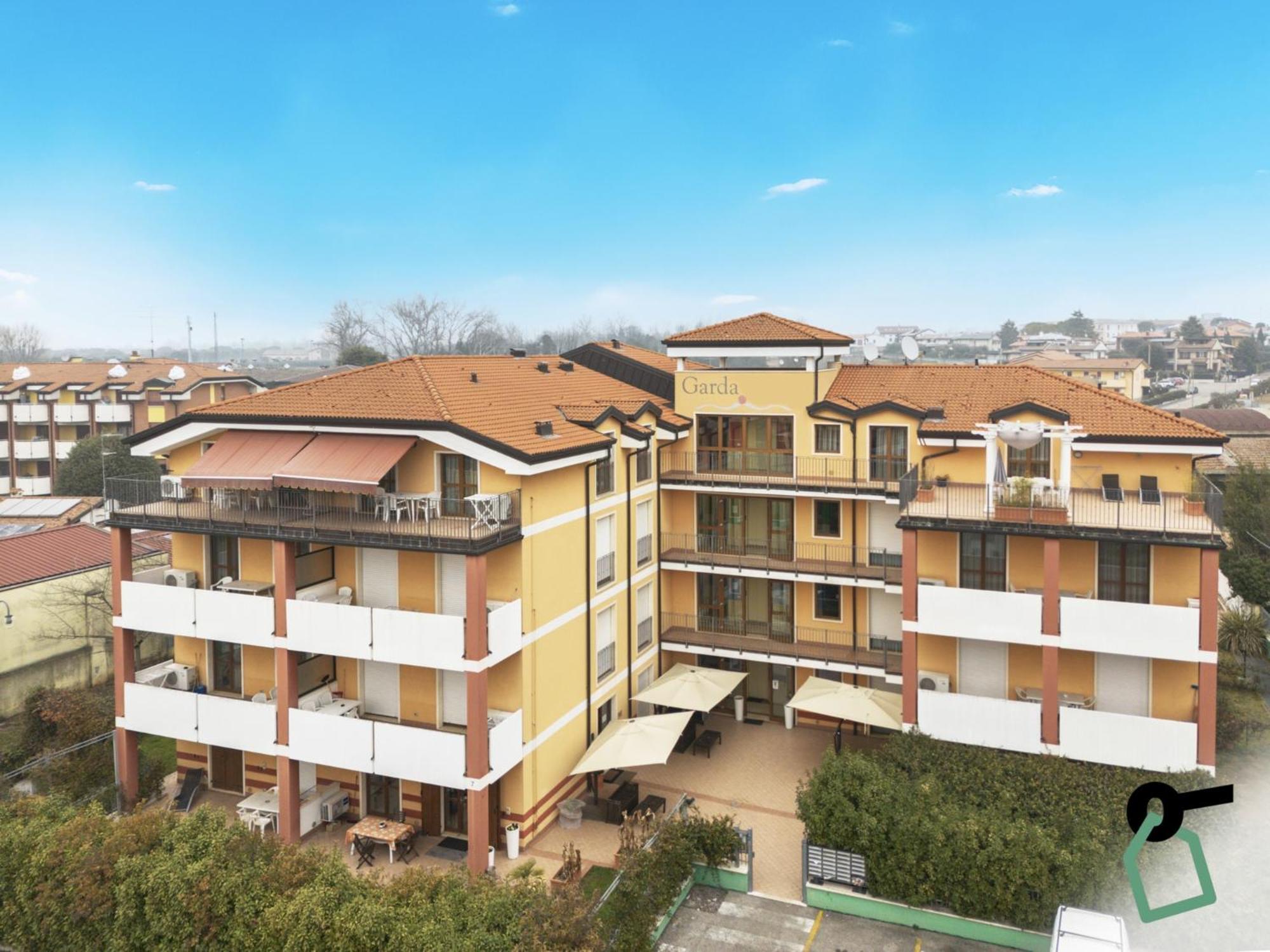 Hotiday Residence Garda Песк'єра-дель-Гарда Екстер'єр фото